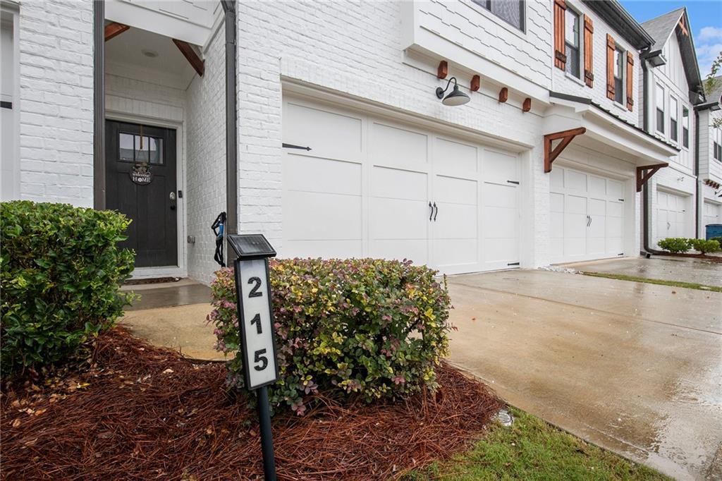 215 N Auburn Landing Place