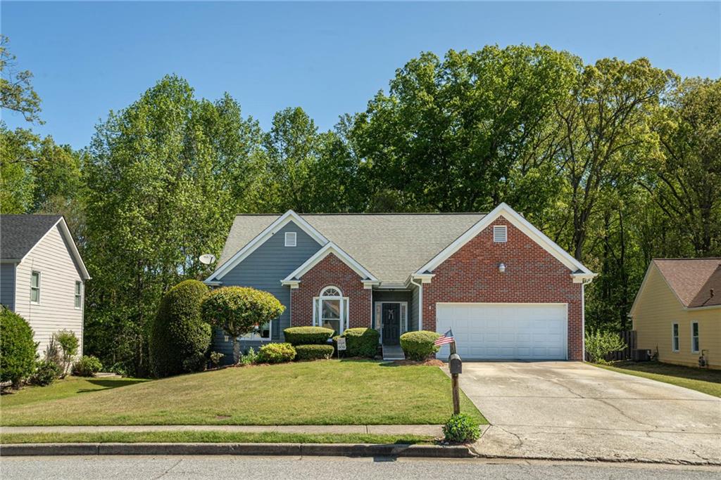 1570 Hill Crossing Court, Grayson, Georgia image 2