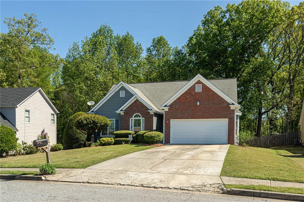 1570 Hill Crossing Court, Grayson, Georgia image 3