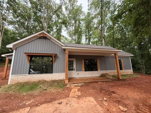 Homes For Sale - 1258 Rich Davis Rd Rd<br/> Paulding County, Hiram, GA 30141