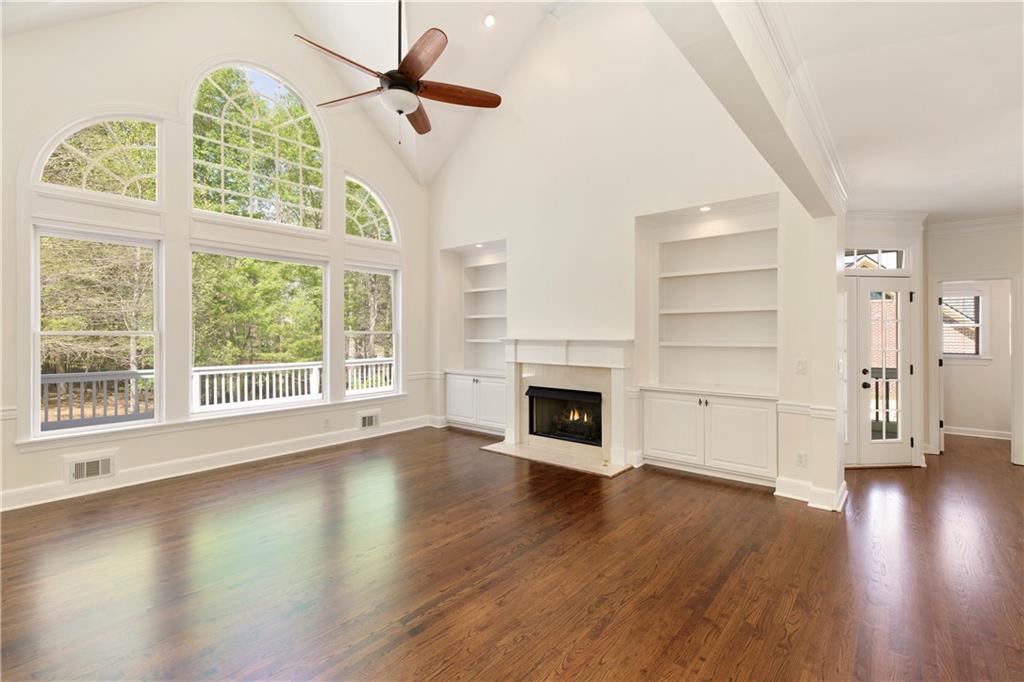 701 Vinings Estates Drive, Smyrna, Georgia image 17