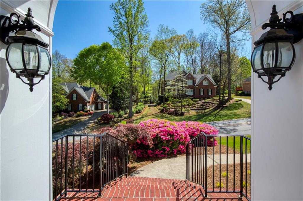 701 Vinings Estates Drive, Smyrna, Georgia image 10