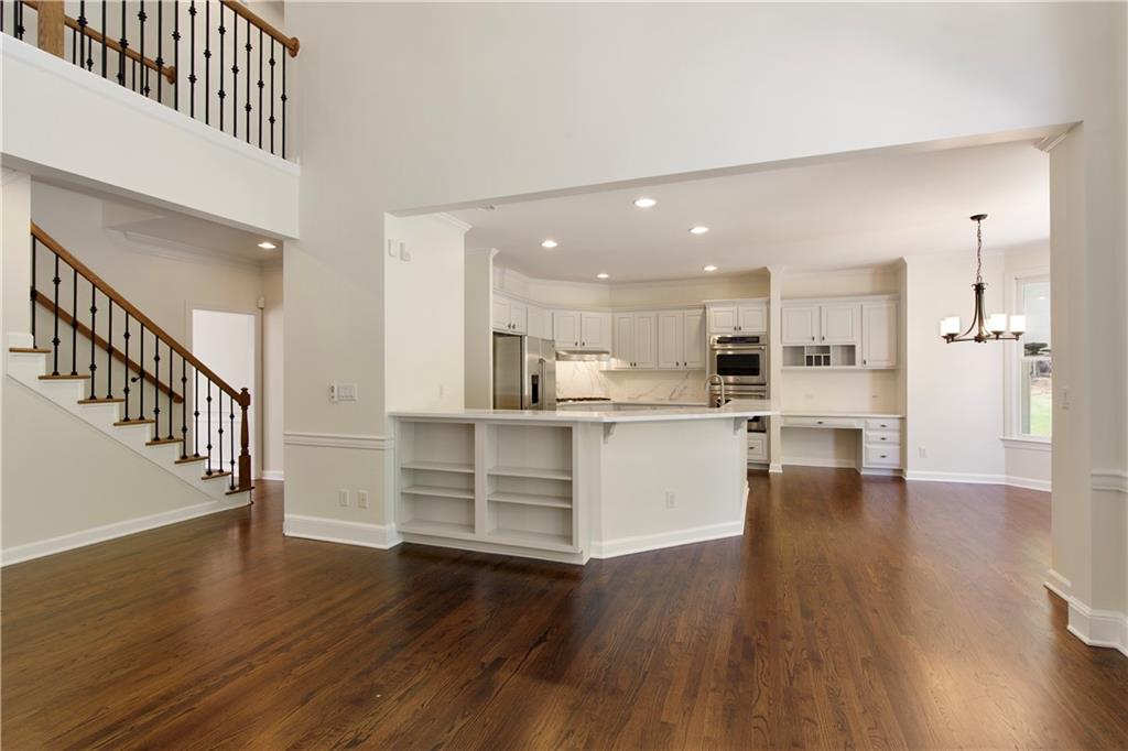 701 Vinings Estates Drive, Smyrna, Georgia image 23