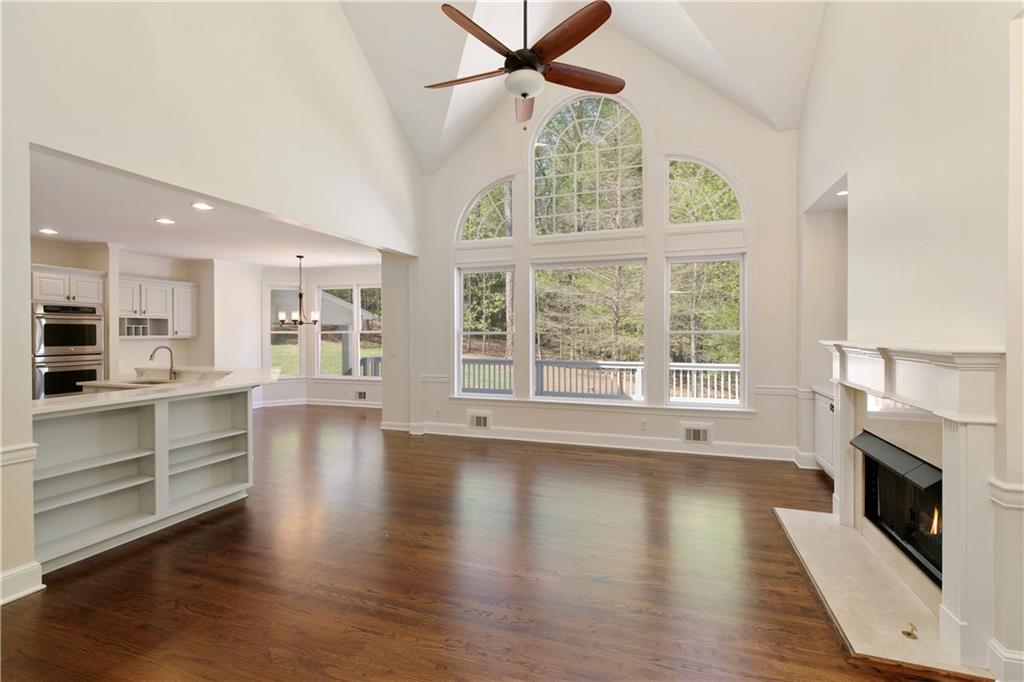 701 Vinings Estates Drive, Smyrna, Georgia image 15