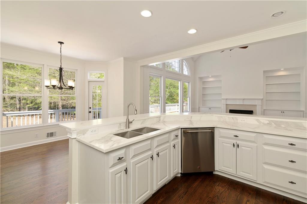 701 Vinings Estates Drive, Smyrna, Georgia image 30