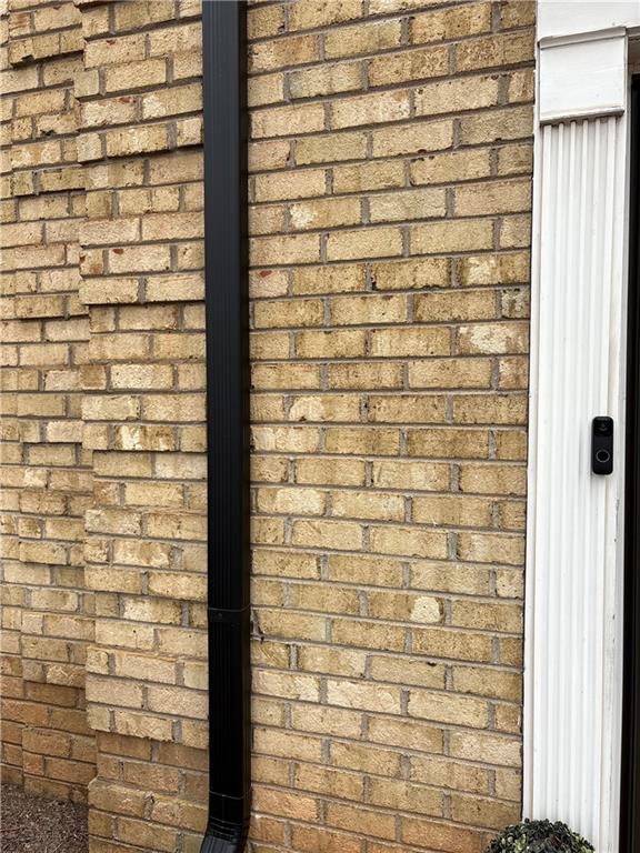 280 Winding River Road E E