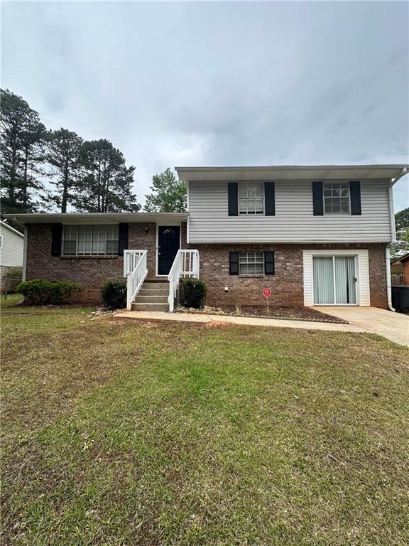 213 Peartree Lane, Riverdale, Georgia image 1