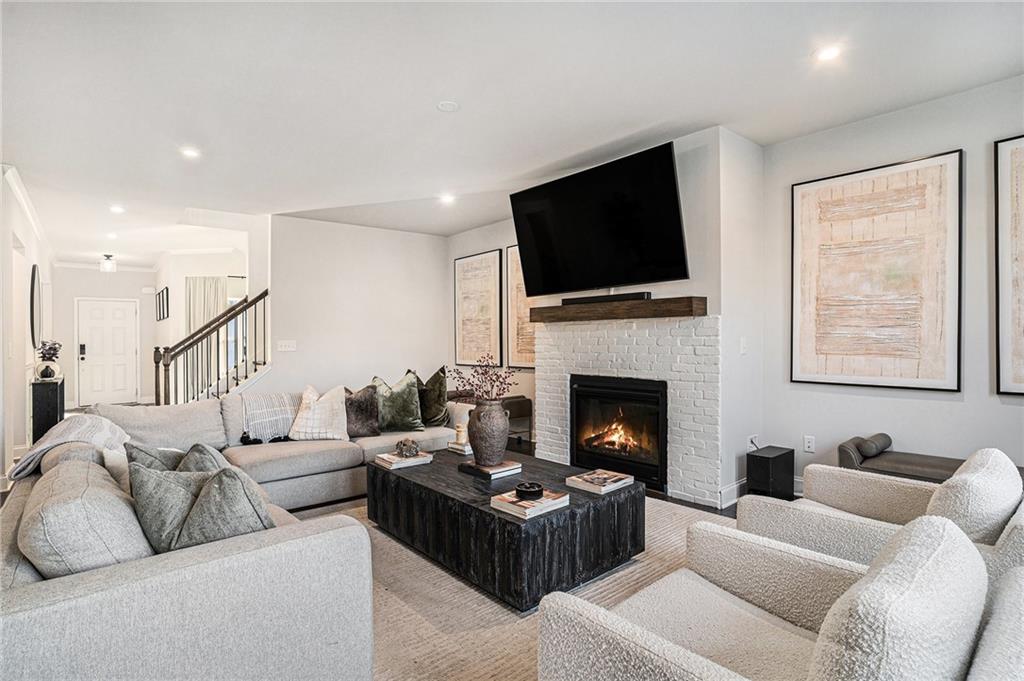 Woodbridge Estates - Residential