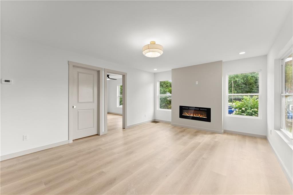 3604 E BOLDING