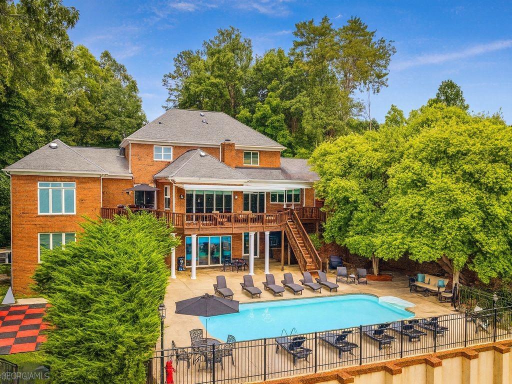 725 Mountain View Circle
