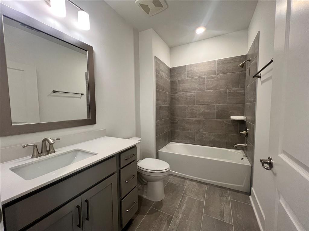 Gathering at Herrington - Residential Lease