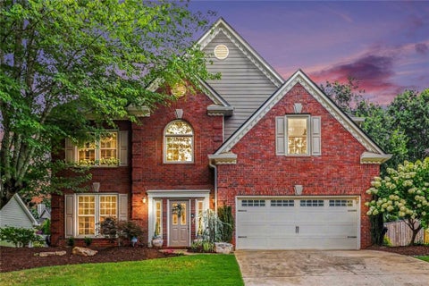 Homes For Sale - 1180 Arbor Creek Drive<br/> Fulton County, Roswell, GA 30076