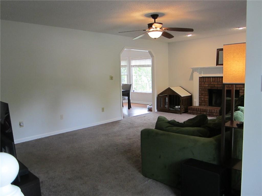27 Edgar Court, Hiram, Georgia image 4