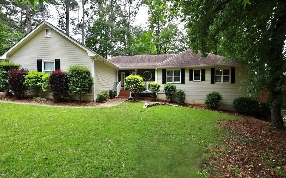 1149 Magnolia Drive