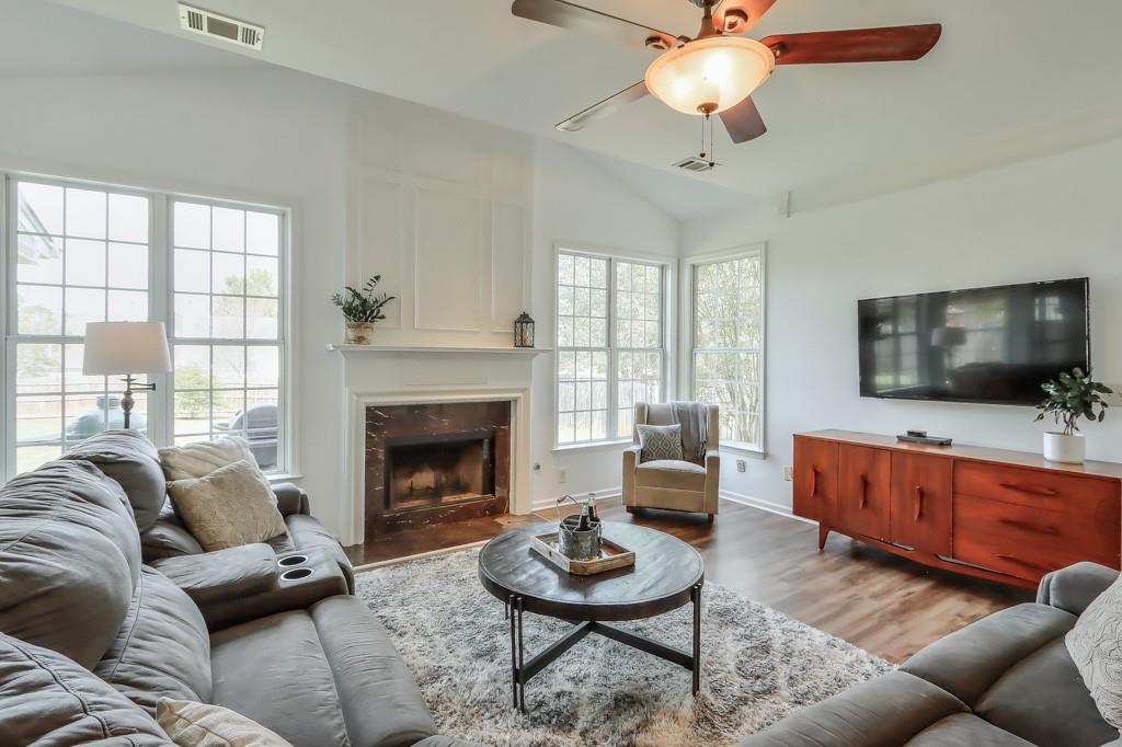 525 Papillion Trace