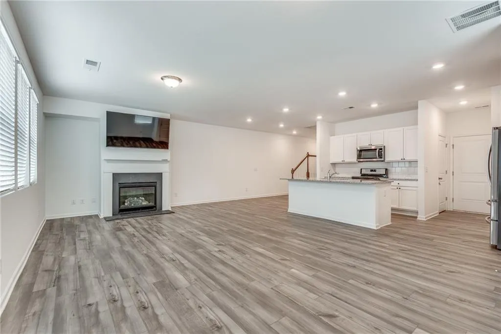 Duluth, Georgia 30097, United States, 3 Bedrooms Bedrooms, ,3 BathroomsBathrooms,Residential,Active,123629