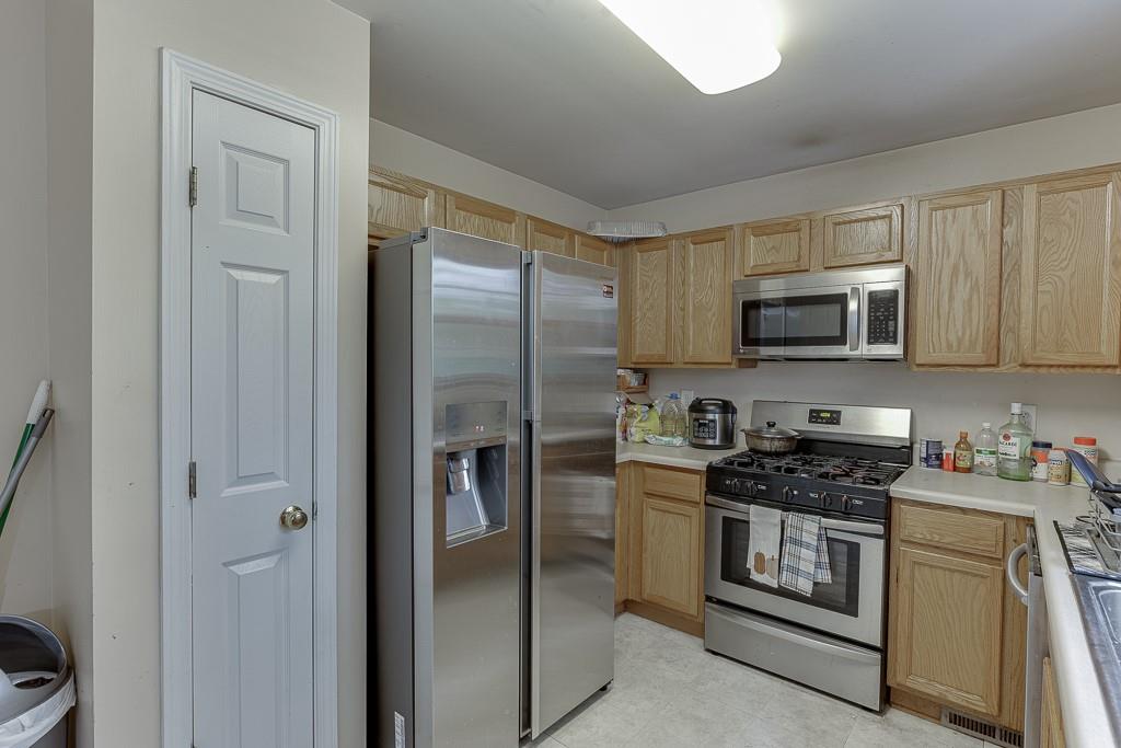542 Bishop Court, Commerce, Georgia image 11