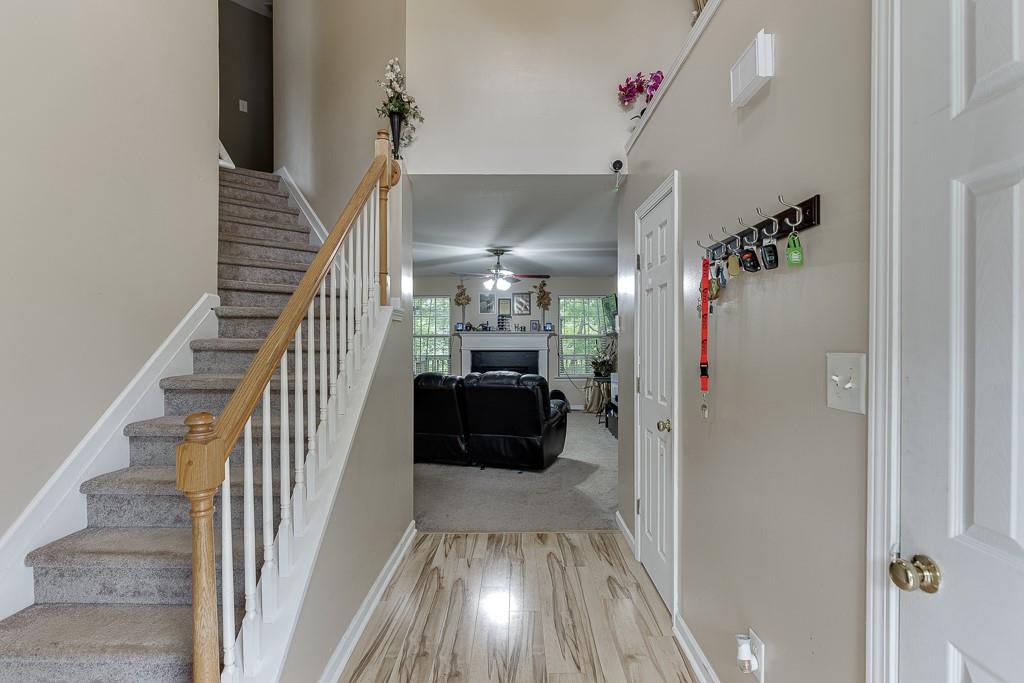 542 Bishop Court, Commerce, Georgia image 2