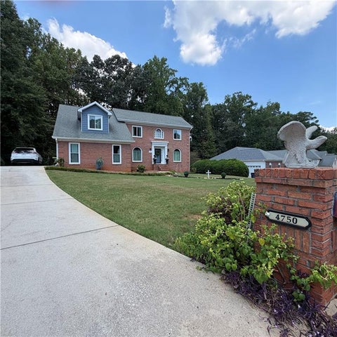 Homes For Sale - 4750 Meadowlark Drive<br/> Conyers, GA 30094