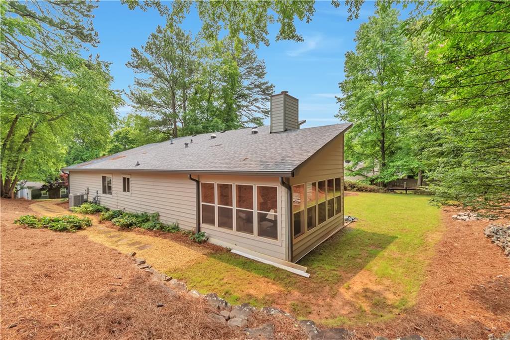 2000 Kristian Way, Roswell, Georgia image 5