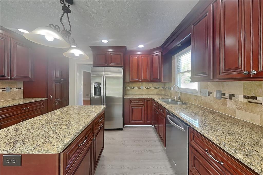 11195 Surrey Park Trail