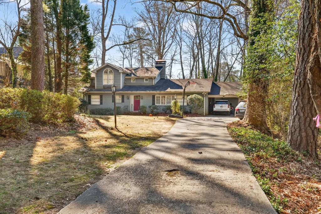 410 Hillside Drive NW