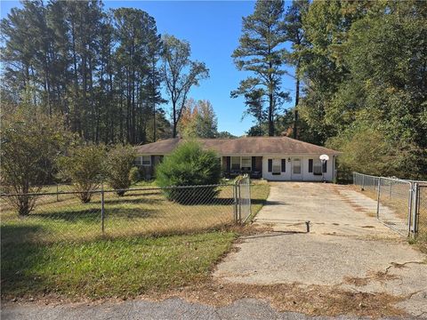 Homes For Sale - 219 Briarwood Drive<br/> Dallas, GA 30132