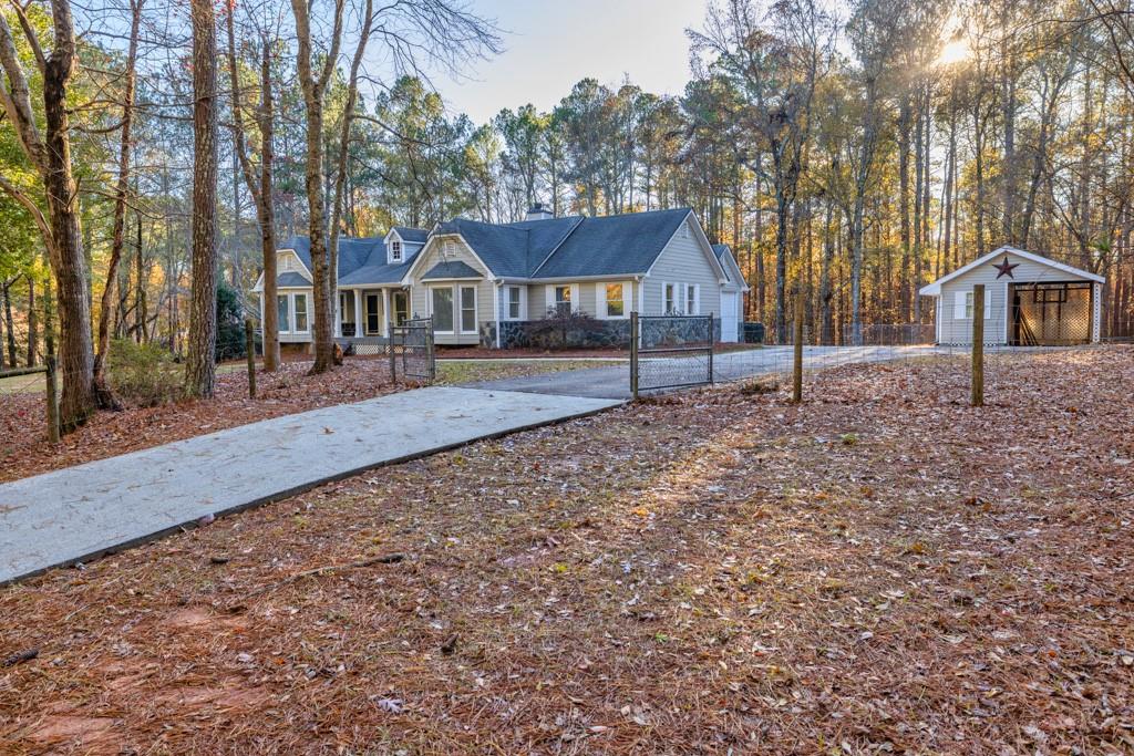4120 Grady Smith Road, Loganville, Georgia image 4