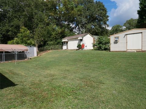 A home in Newnan