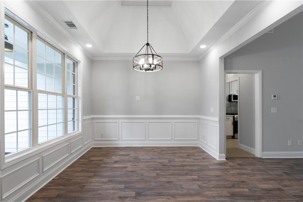 Four Seasons - Residential