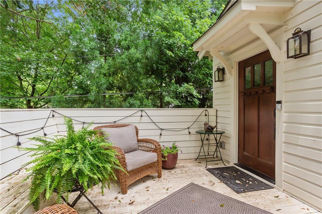 1032 Oakdale Road 1