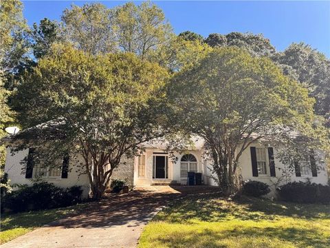 2028 Lakewood Circle Grayson GA 30017