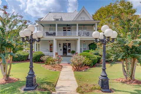 74 White Street Hoschton GA 30548