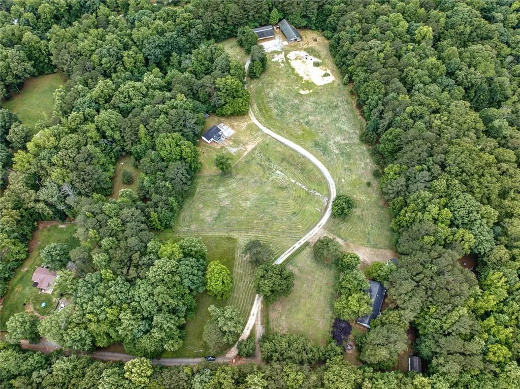 Canton, Georgia 30114, United States, 6 Bedrooms Bedrooms, ,4 BathroomsBathrooms,Residential,Pending,141836