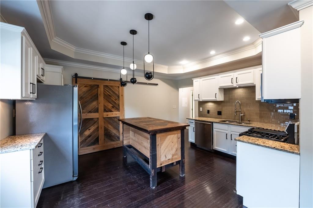 245 South Avenue SE