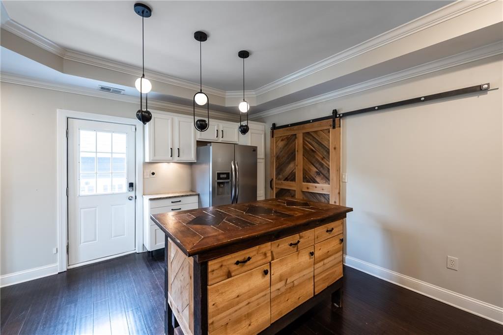 245 South Avenue SE