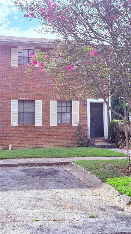 Townhouse For Sale - 6354 Shannon Parkway Pkwy #7H<br/> Atlanta, GA 30291