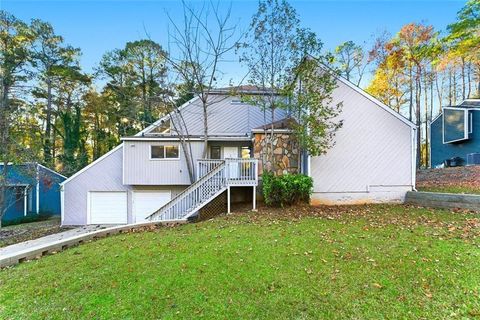 Homes For Sale - 2186 Cedar Forks Drive<br/> Marietta, GA 30062