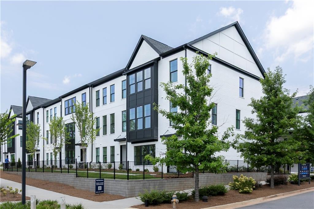 5000 Hartwell Place