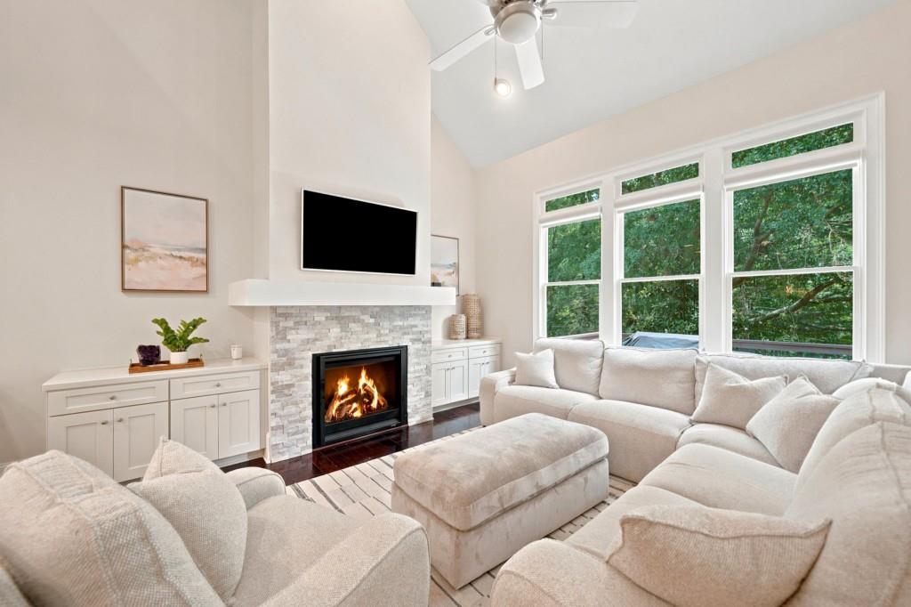 3457 Brookleigh Lane NE