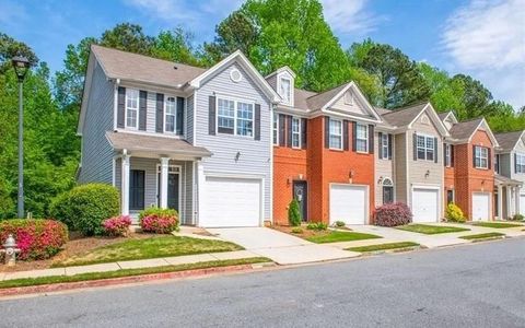 Townhouse For Sale - 485 Lantern Wood Drive<br/> Scottdale, GA 30079