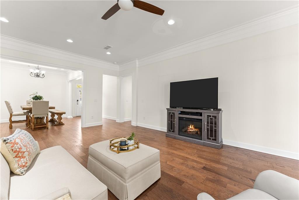 3133 Scarlet Oak Lane