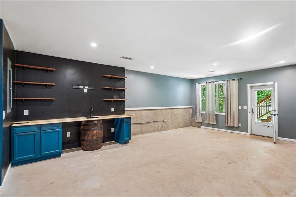 2045 Theberton Trail