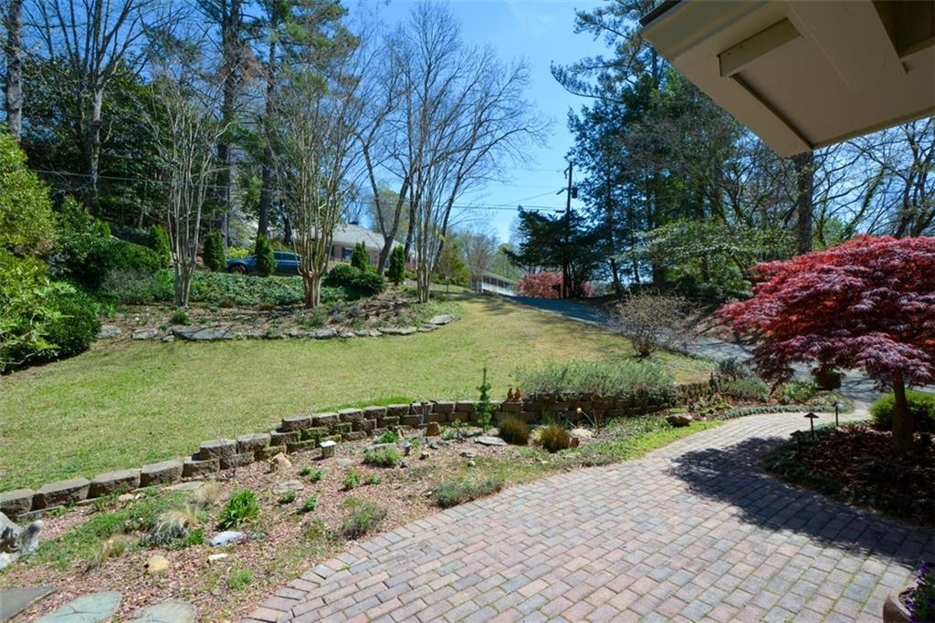 2112 Starfire Drive, Atlanta, Georgia image 2