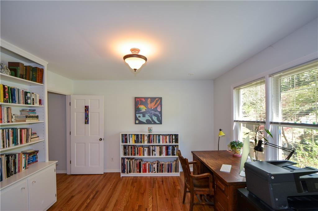 2112 Starfire Drive, Atlanta, Georgia image 22