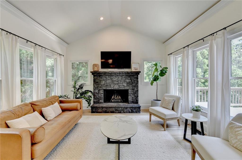 7920 Tintern Trace, Duluth, Georgia image 24