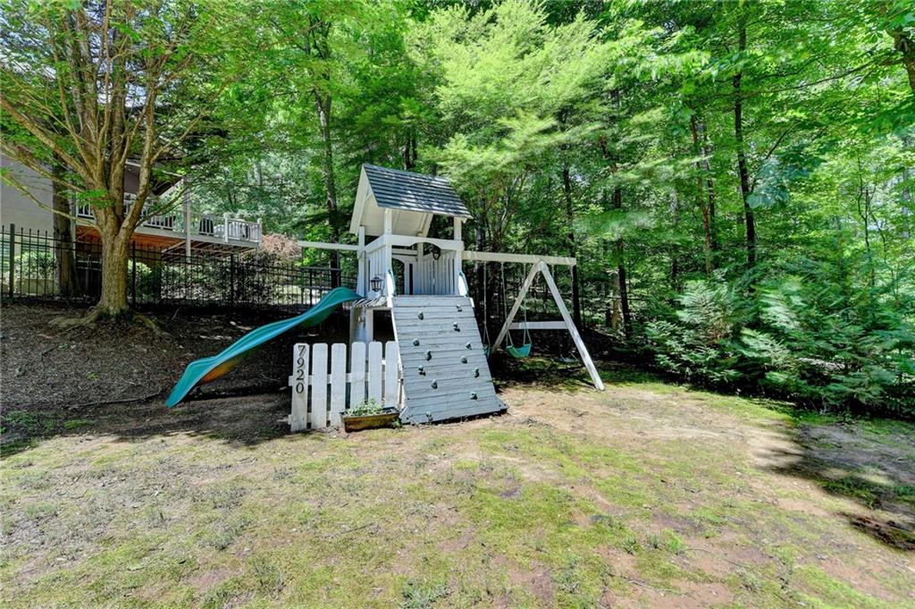7920 Tintern Trace, Duluth, Georgia image 7