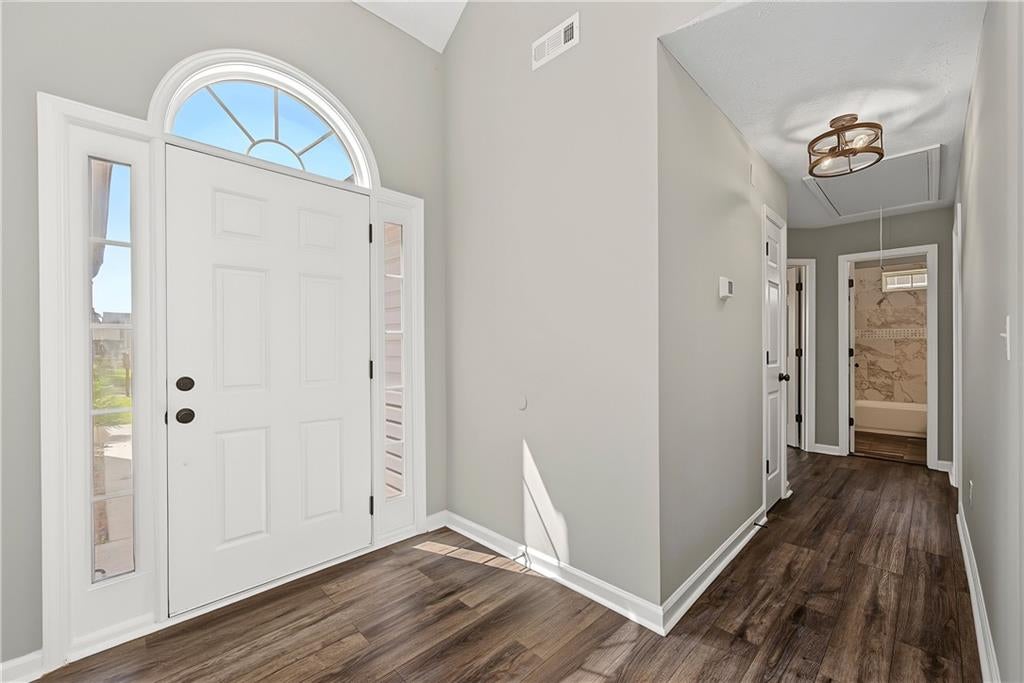 7650 Summit Trail