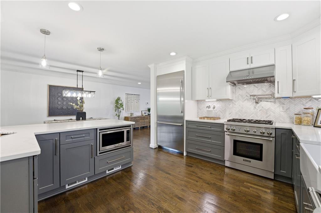 1280 Mayfair Drive NE