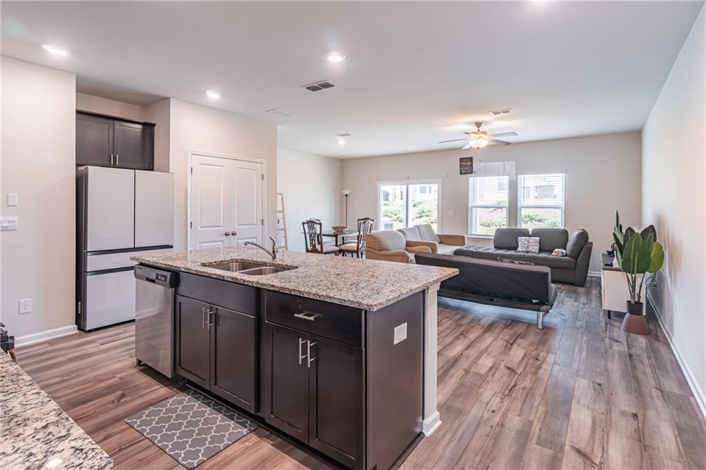 1452 Villageside Court